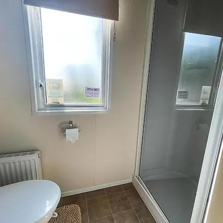 Beautiful Caravan With Decking At Carlton Meres Holiday Park, Suffolk Ref 60001M Saxmundham Exterior photo