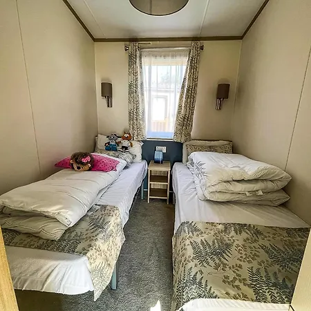 Beautiful Caravan With Decking At Carlton Meres Holiday Park, Suffolk Ref 60001M Saxmundham Exterior photo