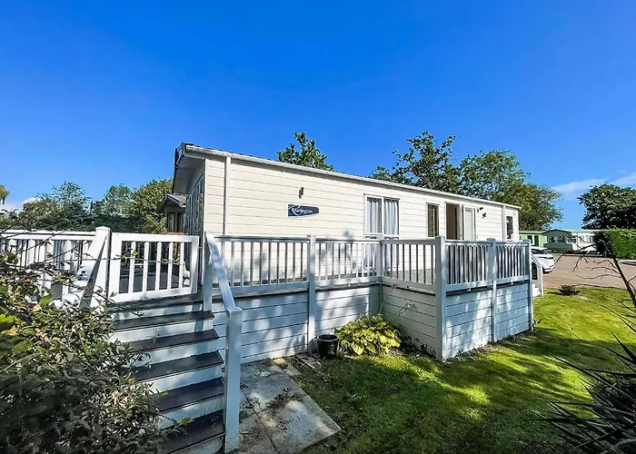 Beautiful Caravan With Decking At Carlton Meres Holiday Park, Suffolk Ref 60001M