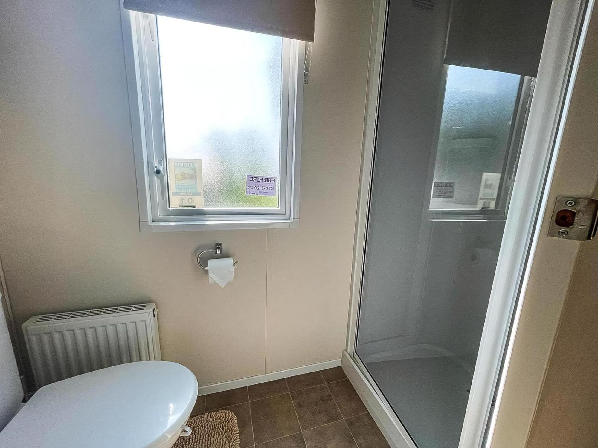 Beautiful Caravan With Decking At Carlton Meres Park, Suffolk Ref 60001m Campsite